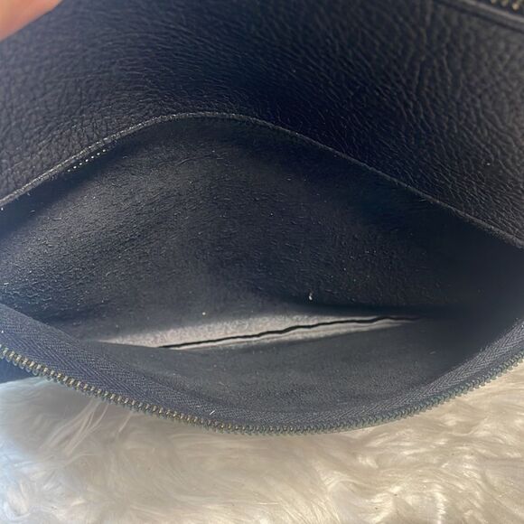 Black Leather Vintage Clutch Purse, Brand Unknown 9 1/2 x 5 1/2” - Picture 6 of 7